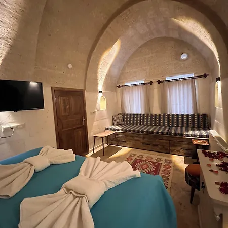 Hotel apartamentowy Uluyol Stone House