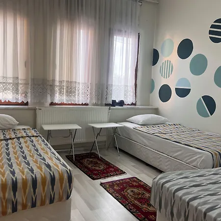 Uluyol Stone House 아바노스