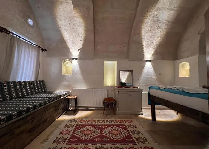 Apartahotel Uluyol Stone House 4*