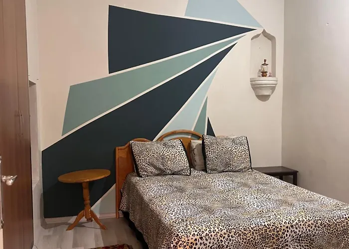 Uluyol Stone House 4*