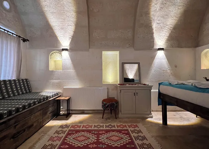 Apartahotel Uluyol Stone House 4*